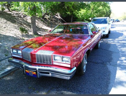 Thumbnail Photo undefined for 1977 Oldsmobile Cutlass Supreme Classic Brougham Coupe